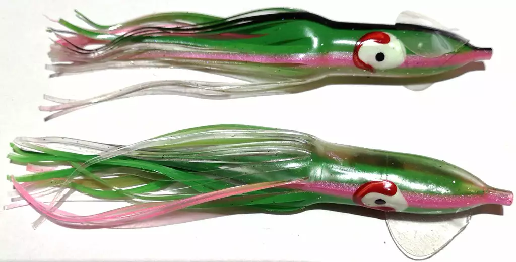 Hoochies GOLDEN BAIT CUTTLEFISH 4-3/4" SC105R 1 Hoochies GOLDEN BAIT CUTTLEFISH 4-3/4" SC105R