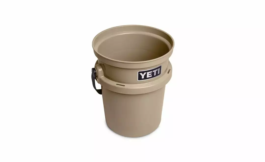 YETI LOADOUT BUCKET 5GAL/20L 2 YETI LOADOUT BUCKET 5GAL/20L